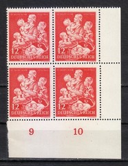 Germany 1943 MNH Mi 859 B246 Mother and Children ** Block of 4 corner **