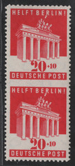 GERMANY HELFT BERLIN SC B303 PAIR IMPERF BETWEEN MINT LIGHTLY HINGED
