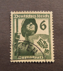 Scott#482, 1937, 6pf , Shield Bearer Used Stamp