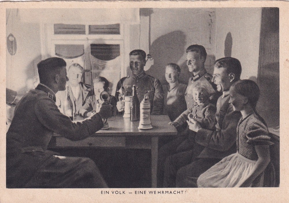 German Third Reich Postcard – Ein Volk Eine Wehrmacht – One People a Wehrmacht