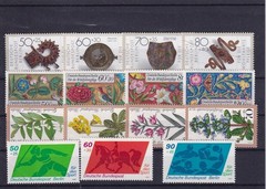Berlin MNH **sets (x) antiques flowers sports