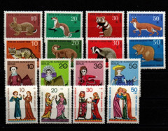 Berlin MNH ** Lot childrens welfare sets from 1960’s & 1970’s