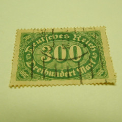 Germany Deutsches Reich Dreihundert Mark 300 Mark Stamp 1922 Used