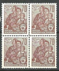 Germany DDR 1957 Sc# 338 Family Dove 70pf perf 14 GDR block 4 MNH