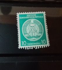 Deutsche Demokratische Republik German green postage stamp Unused MNH