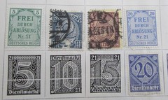 151 VINTAGE GERMAN WEIMAR REPUBLIC HYPER INFLATION STAMPS 6 PAGES STAMP ALBUM