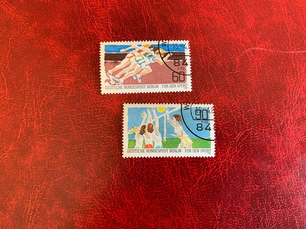 GERMANY BERLIN 1982 USED OR MNH FUR DEN SPORT SPRINTING ATHLETICS VOLLEYBALL