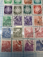 25 USED/Overstamped small Vtg 1950-1990 DDR East Germany stamps; $1 Ships/A DEAL