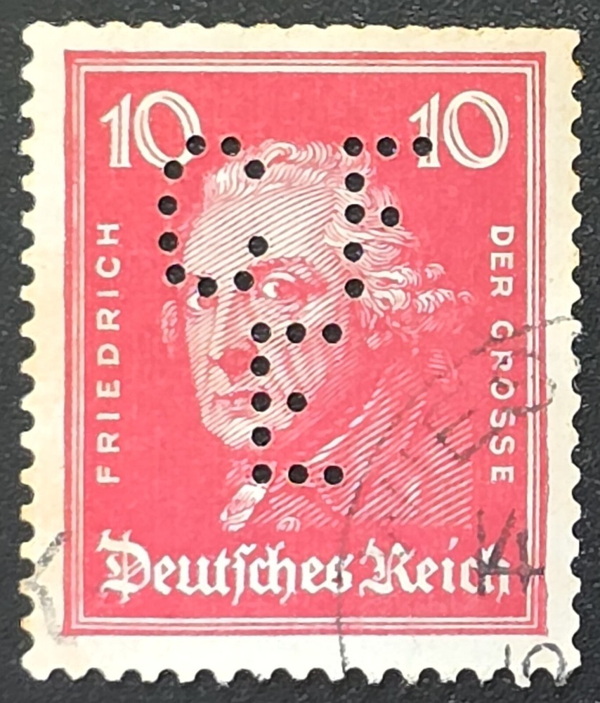 Germany – 1926-1927 Scott #355 Frederick the Great portrait – „CFE“ PERFIN