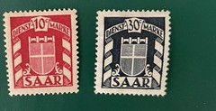 10 Saar Stamps From The 1950s: 1 MNH , 3 MH, 6 Cancelled