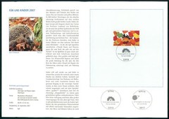 GERMANY FOLDER 2007/31 KINDER KIND CHILDREN IGEL BLÄTTER LAUB