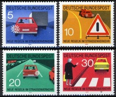 BRD 1971, New traffic regulations (II) set VF MNH, Mi 670-73 2,2€