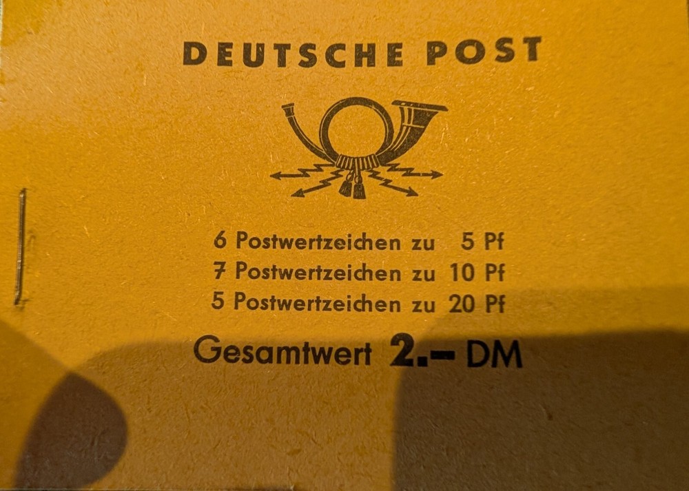 German Postal Booklet – Contains 18 MNH stamps