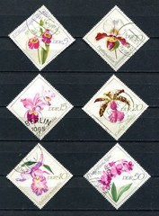 Germany – DDR : Beautiful flowers set from 1968 – used / CTO