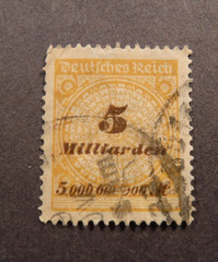 Scott# 296, 1923, 5 Milllarden, German , Used Stamp