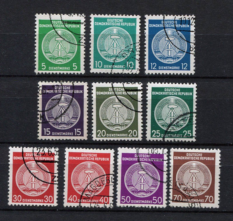 Germany – DDR : Officials set with arcs right from 1954 – used / CTO