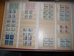 Stamp collection DDR East & West Germany in BRIEFMARKEN 16 page album Mint W