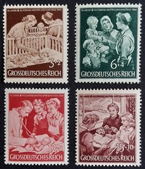Germany Third Reich 1944 SG857-860 3pf to 15pf Mother and Child organization MNH