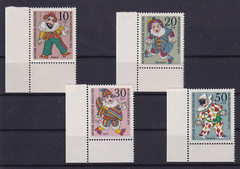 Berlin MNH ** 373-6 SC 9NB74-7 Puppets set corner margins