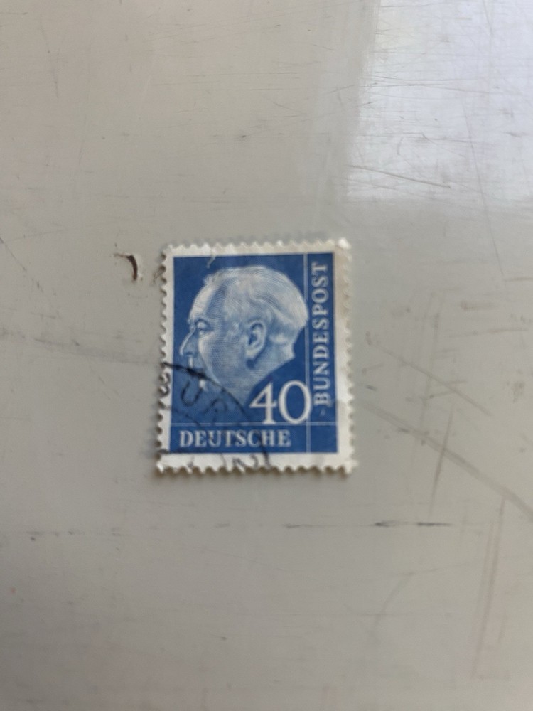 GERMANY WEST DEUTSCHE BUNDESPOST 1957 PROFESSOR HEUSS 40 PFG BLUE Stamp Collect