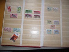 Stamp collection DDR East & West Germany in BRIEFMARKEN 16 page album Mint W