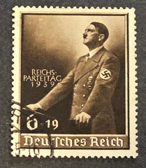 ADOLF HITLER GIVES SPEECH REICHSPARTEITAG 1939 NSDAP THIRD REICH German Stamp